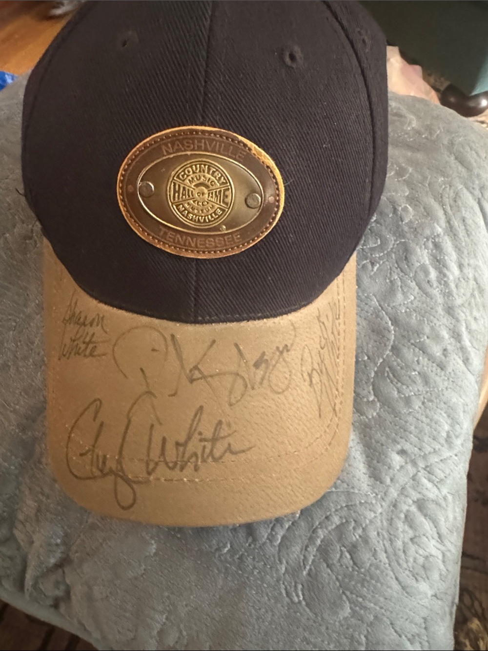 Nashville Country Music Two-Tone Baseball Cap - Black and Tan